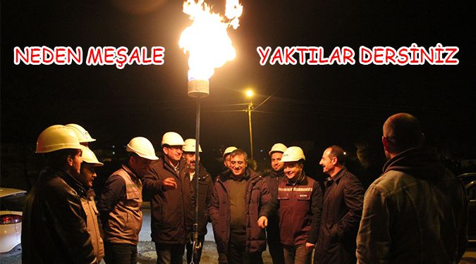 SEVİNÇLERİNİ MEŞALE YAKARAK KUTLADILAR