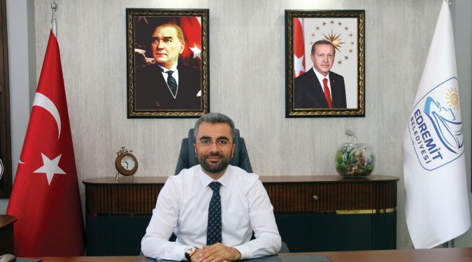 YENİ YILI KUTLADI