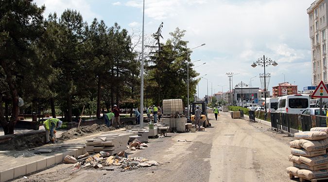 MARAŞ CADDESİ’NDEKİ ÇALIŞMA