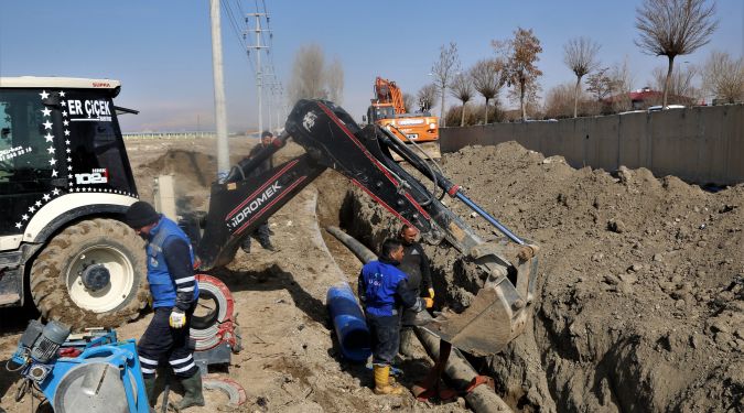 5 MAHALLEDE ÇALIŞMA