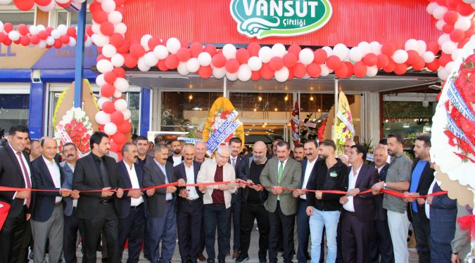 VAN SÜT ÇİFTLİĞİ AÇILDI