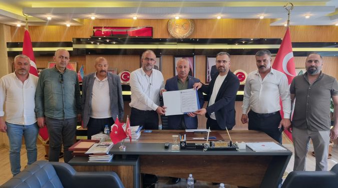 MHP'YE SENDİKAL ZİYARET