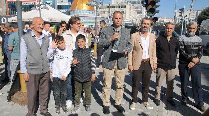 İSRAİL TERÖR ÇETELERİYLE HER TÜRLÜ..!