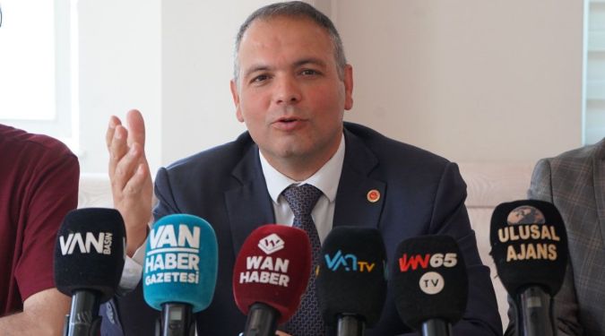 ÖZAY İLHAN VE VAN..!